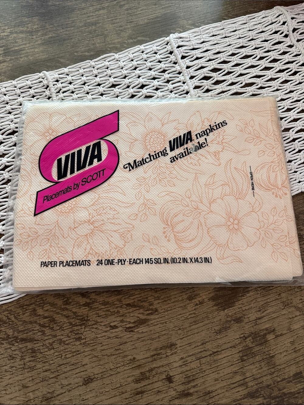 NIP Vintage 70s 1977 Viva by Scott Boho Garden Floral Disposable Paper Placemats